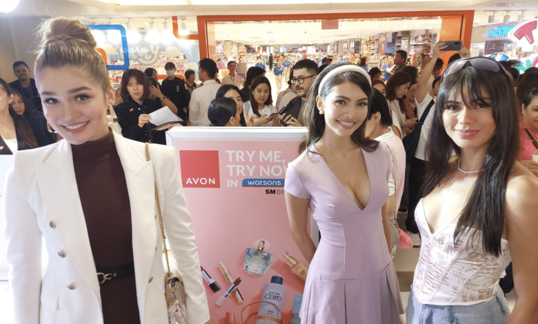 Gazini Ganados, Maureen Montagne bat for access to beauty tools